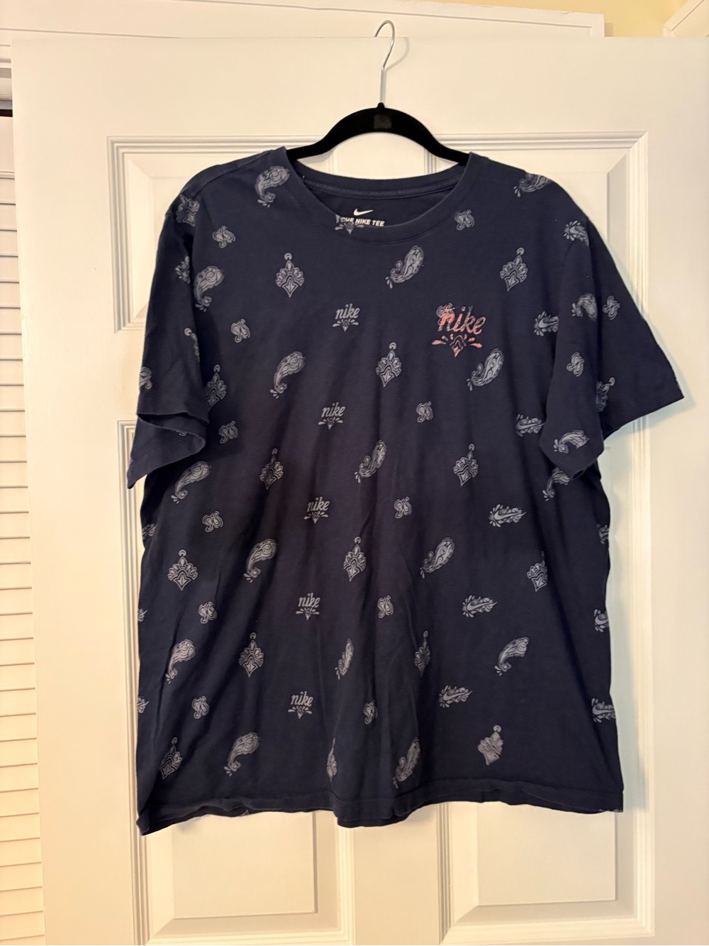 Nike tee